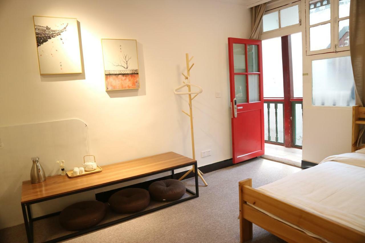 Хостел Beijing Leo Courtyard Экстерьер фото