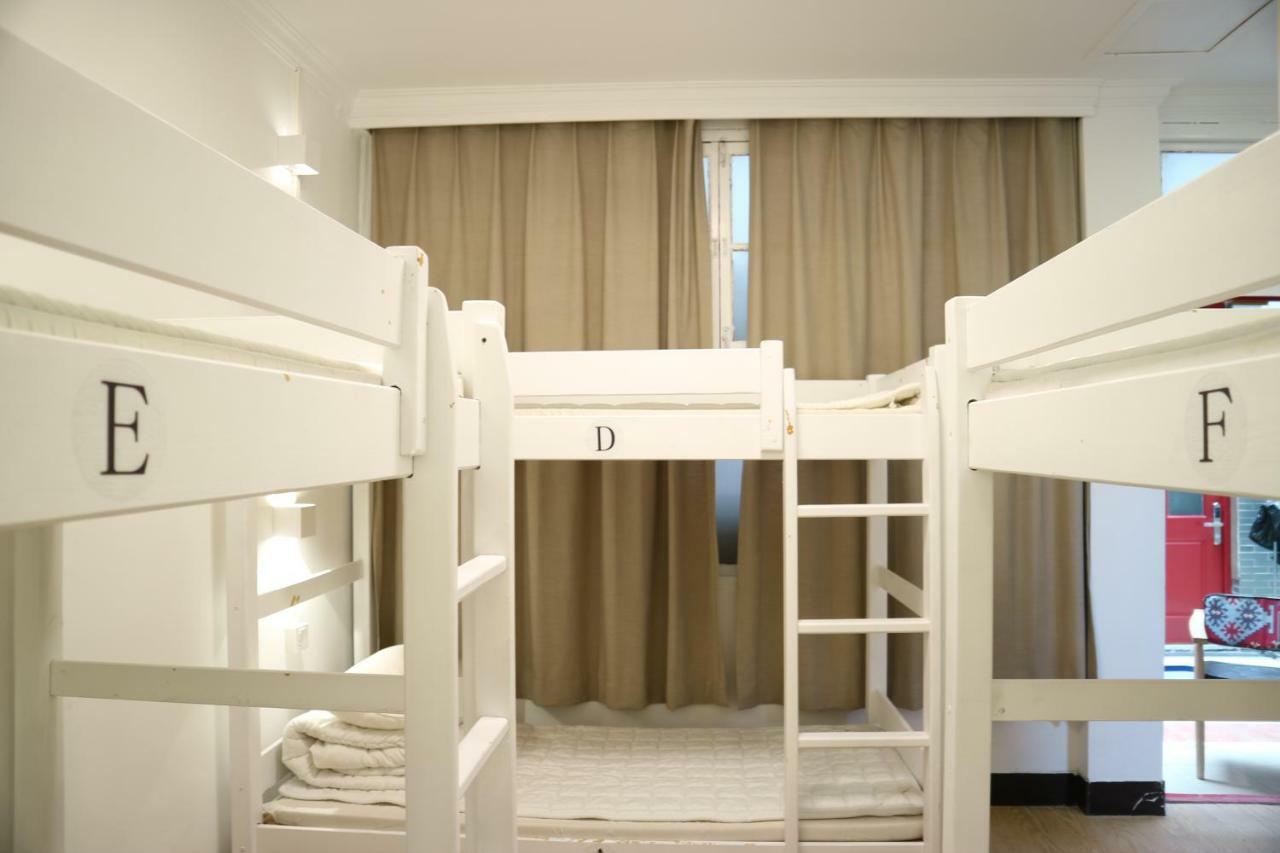 Хостел Beijing Leo Courtyard Экстерьер фото